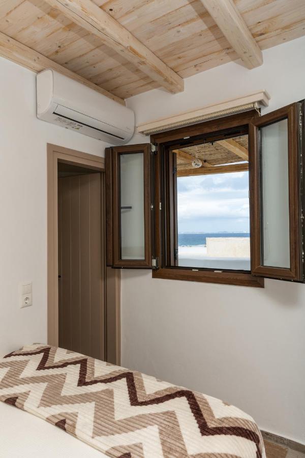 Elizabeth'S Small Apartment Naxos City エクステリア 写真
